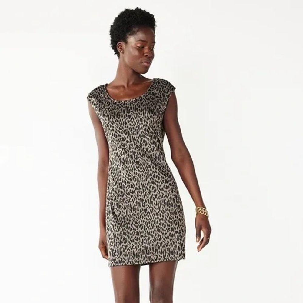 Nine West Scoopneck Cap-Sleeve Sheath Dress. Size Large